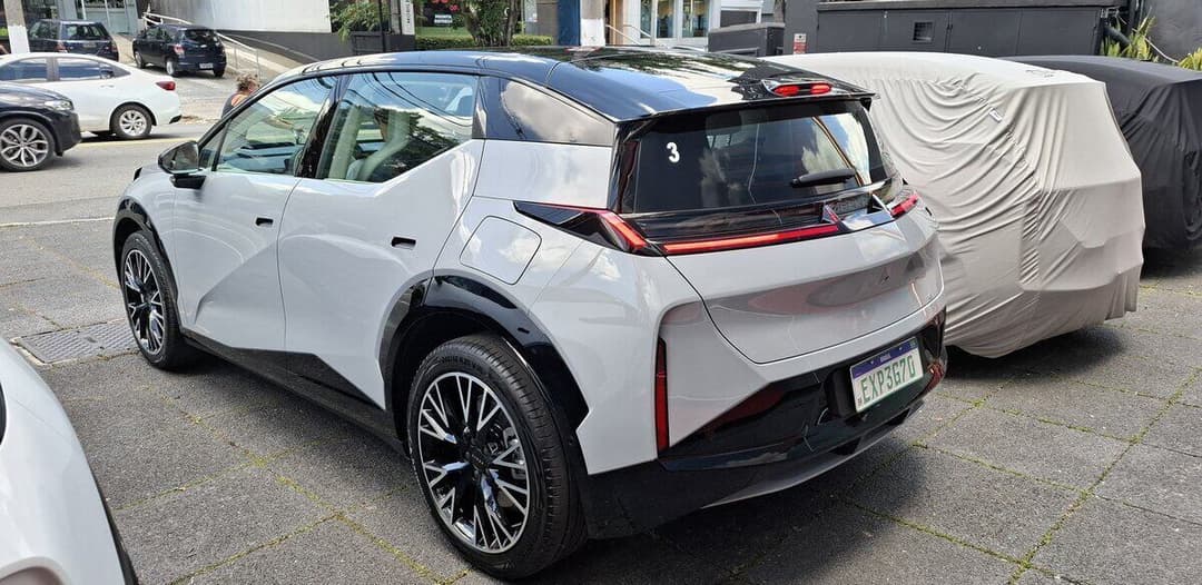 Zeekr X carro elétrico